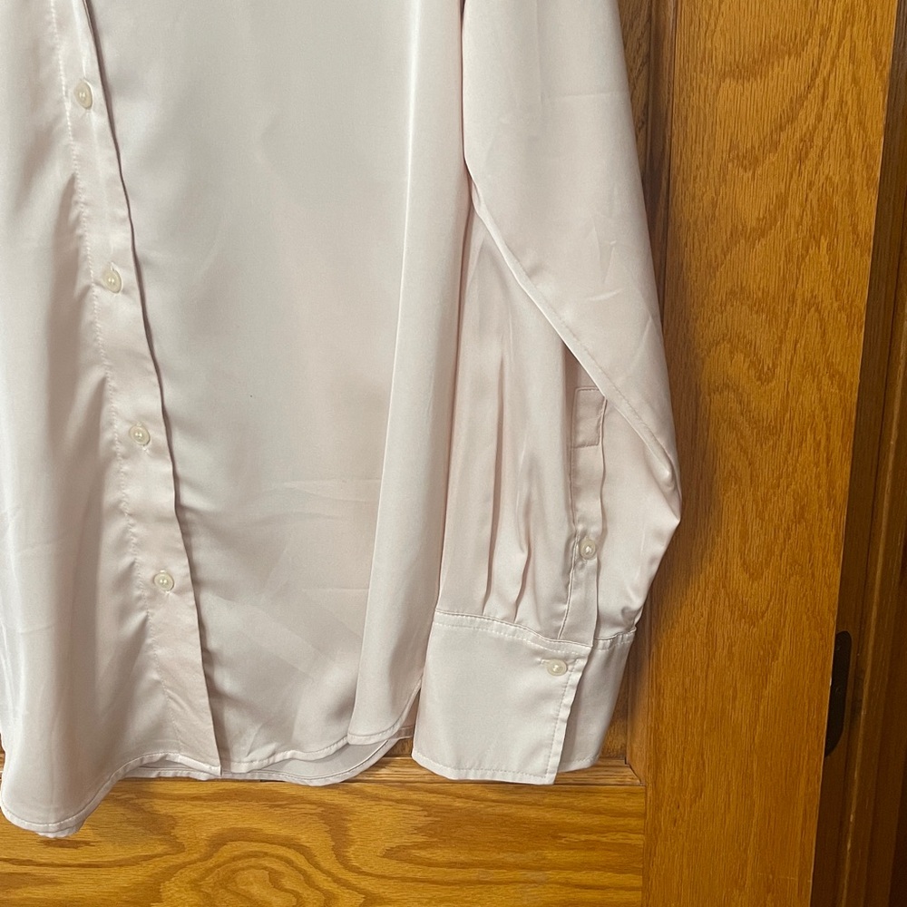 H&M blush button up Blouse - Picture 3 of 5